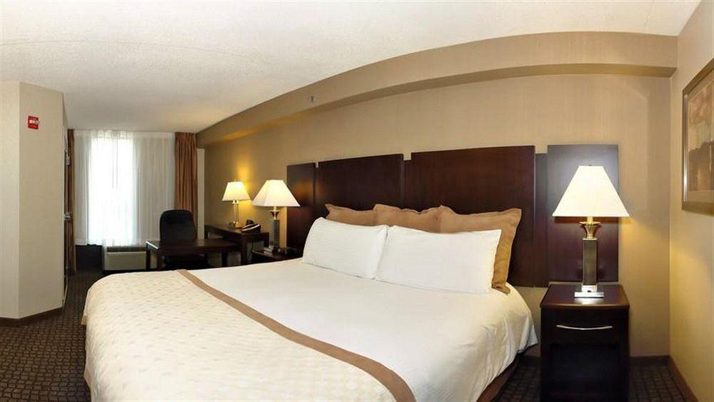 Holiday Inn Express Blacksburg By Ihg מראה חיצוני תמונה